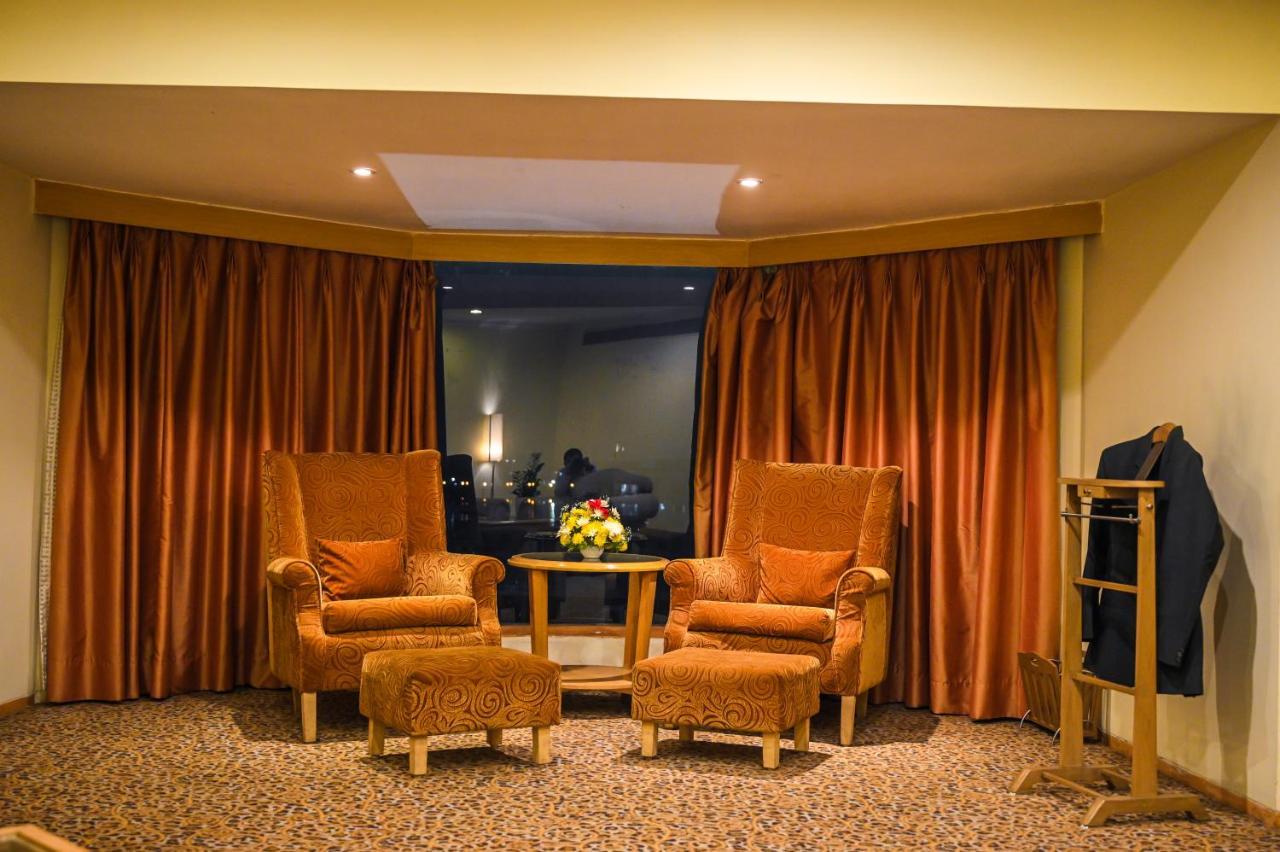 Katriya Hotel And Tower Hyderabad Luaran gambar