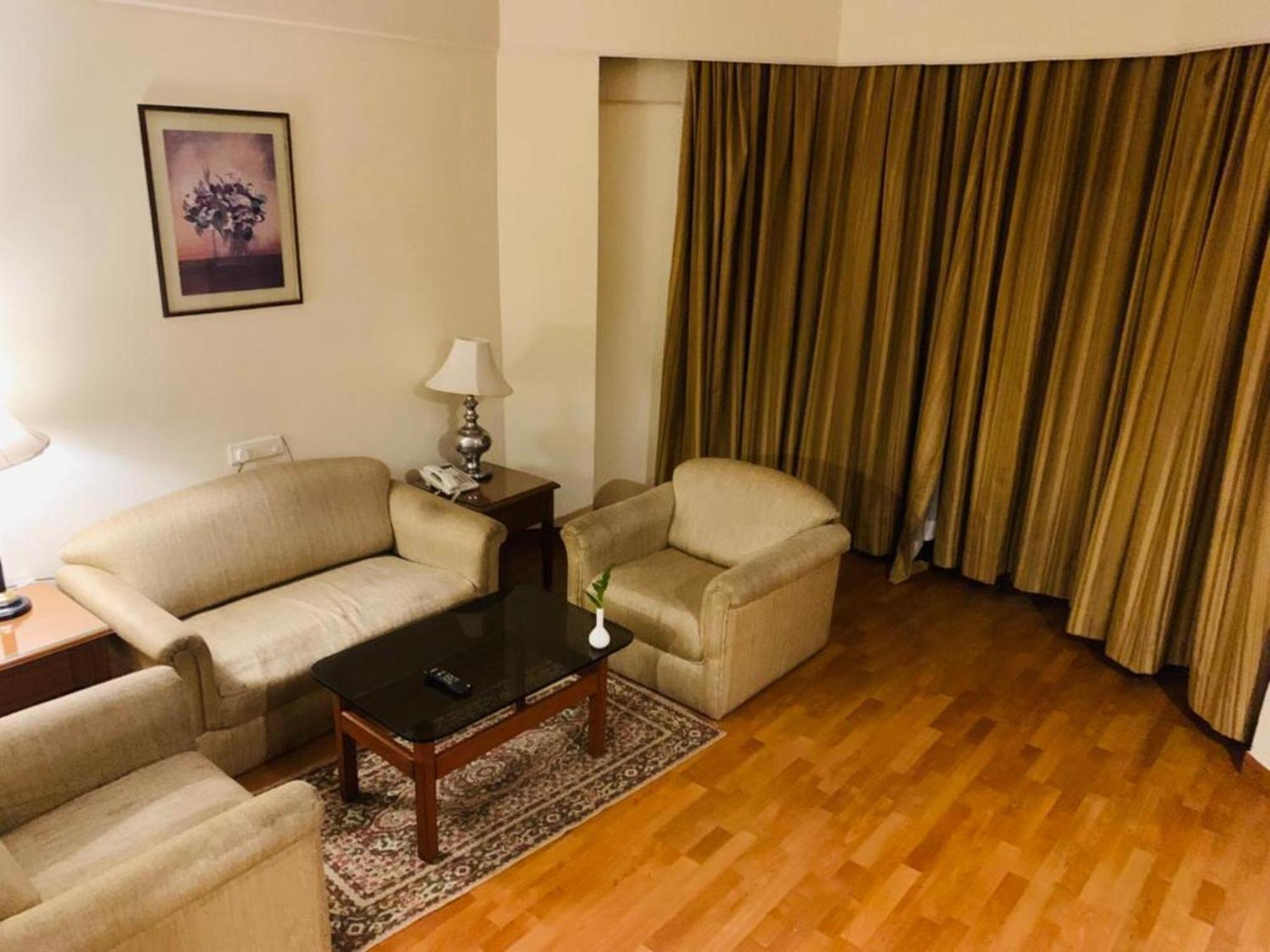 Katriya Hotel And Tower Hyderabad Luaran gambar