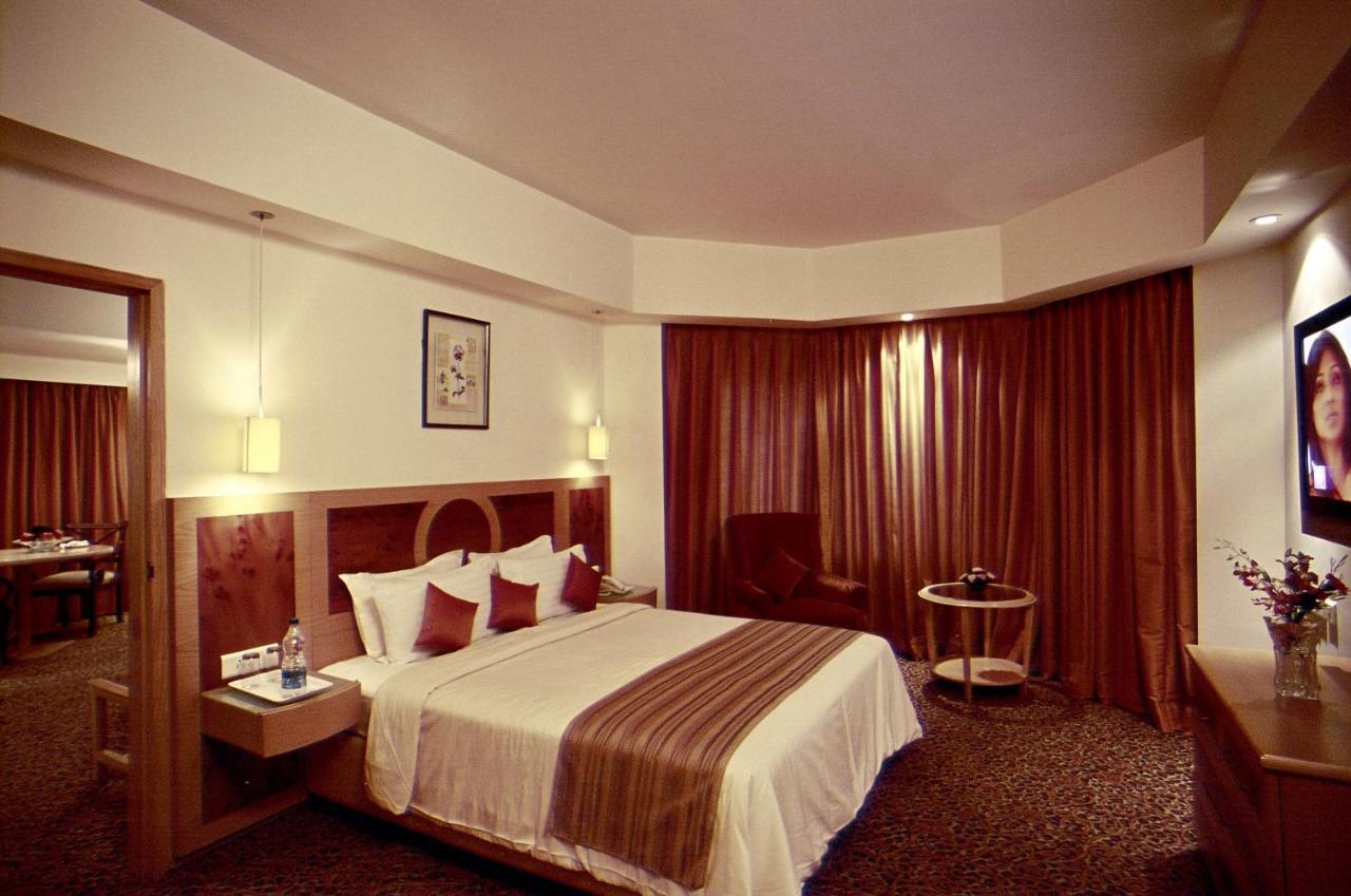 Katriya Hotel And Tower Hyderabad Luaran gambar