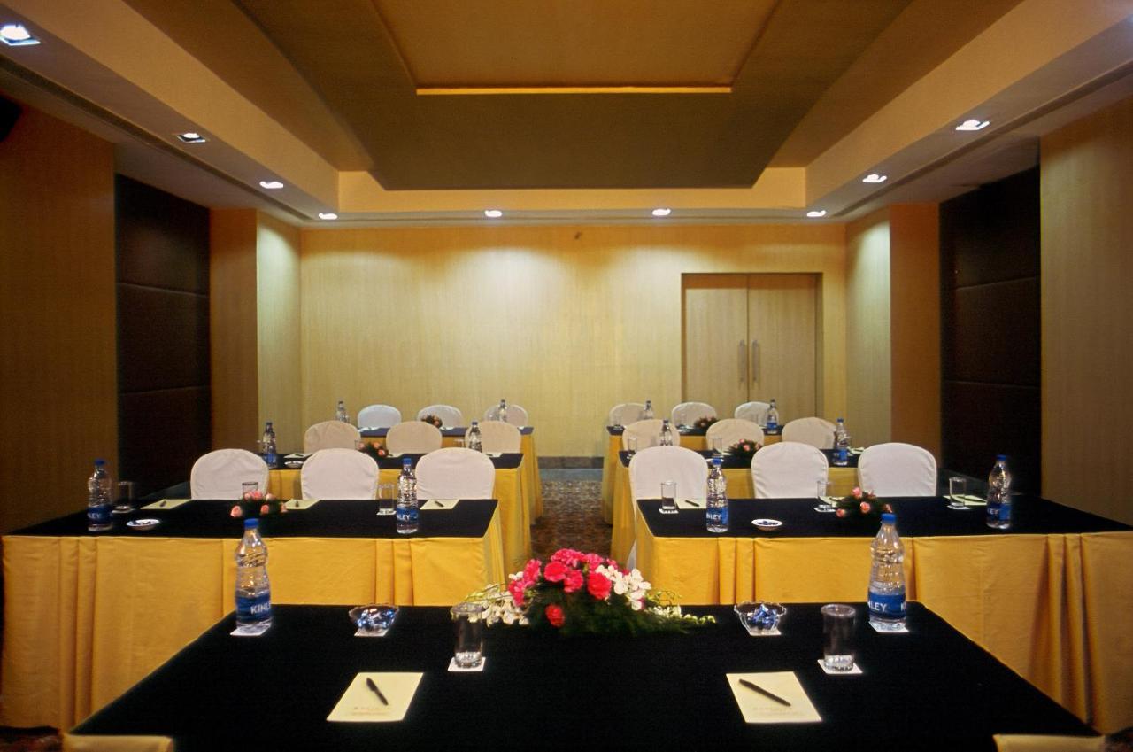 Katriya Hotel And Tower Hyderabad Luaran gambar